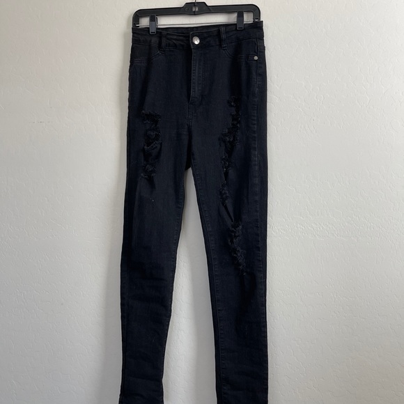 Black ripped distressed front jeans - Picture 3 of 5